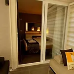 Un